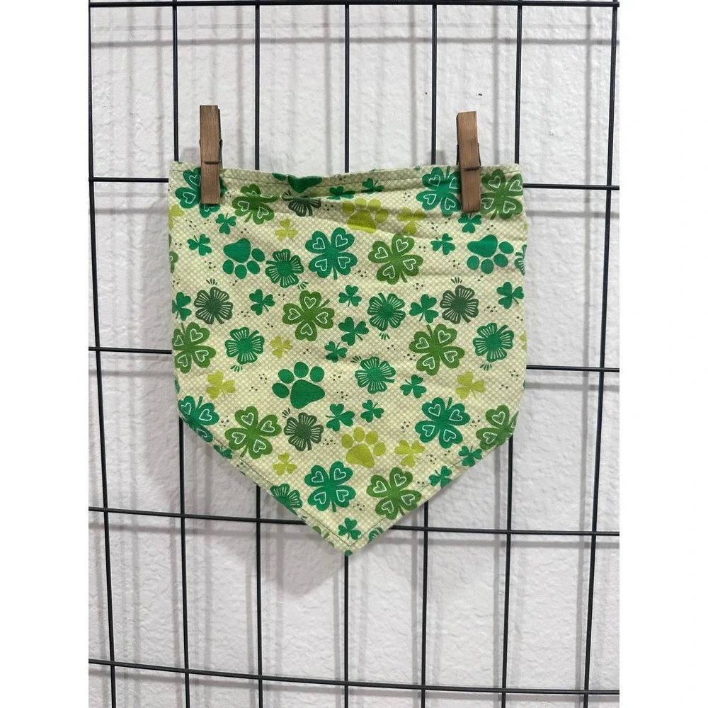 Handmade Reversible St Patricks Day Dog Bandana Shamrock Gingham Green‎ Medium